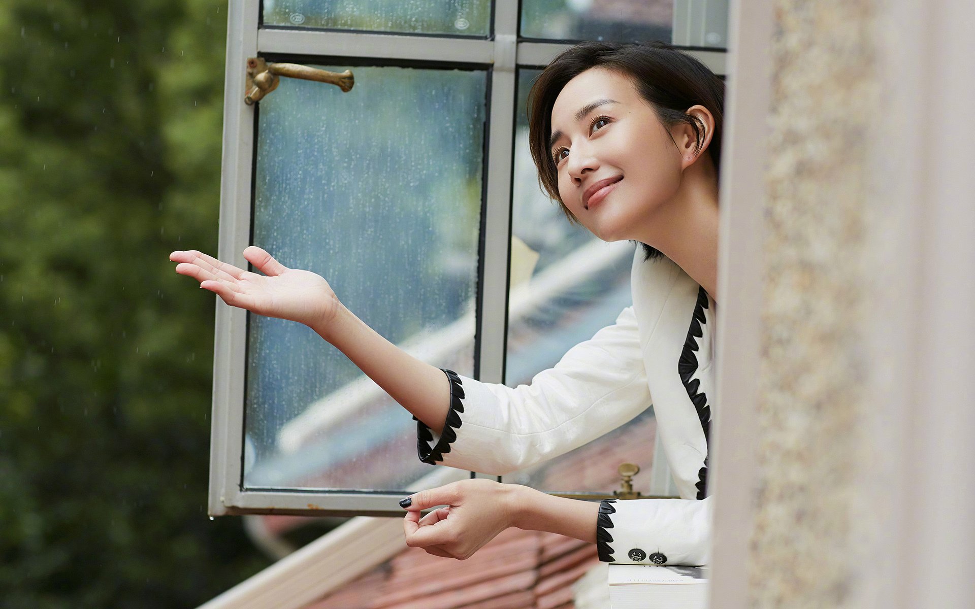 开云体育下载官网-托桑·埃夫布奥姆万在NBA常规赛中贡献稳定，布冯和埃托奥