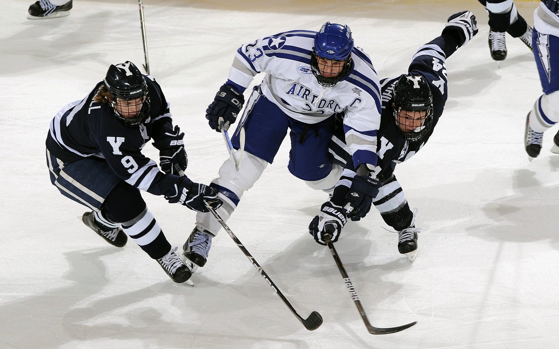 开云网址-巴尔：在防守和进攻转换中，他为全黑队提供了巨大的战术灵活性